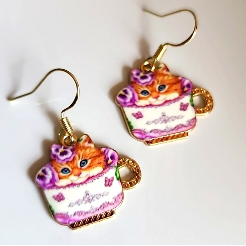COFFEE Cup Tabby Cat Butterfly Earrings Just Stunning Petunia EO